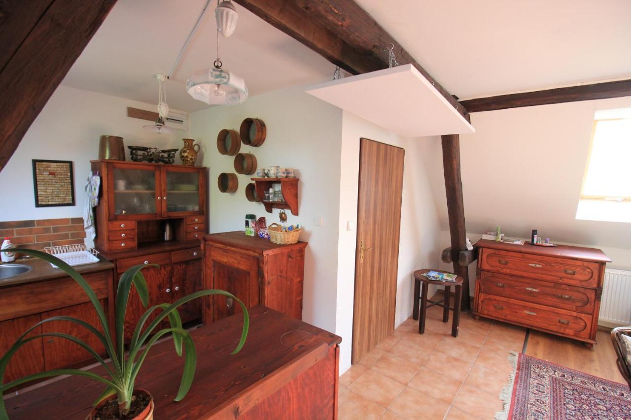 U Slunce Apartment Ostredek Luaran gambar